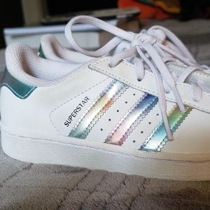 Girls Adidas Superstar